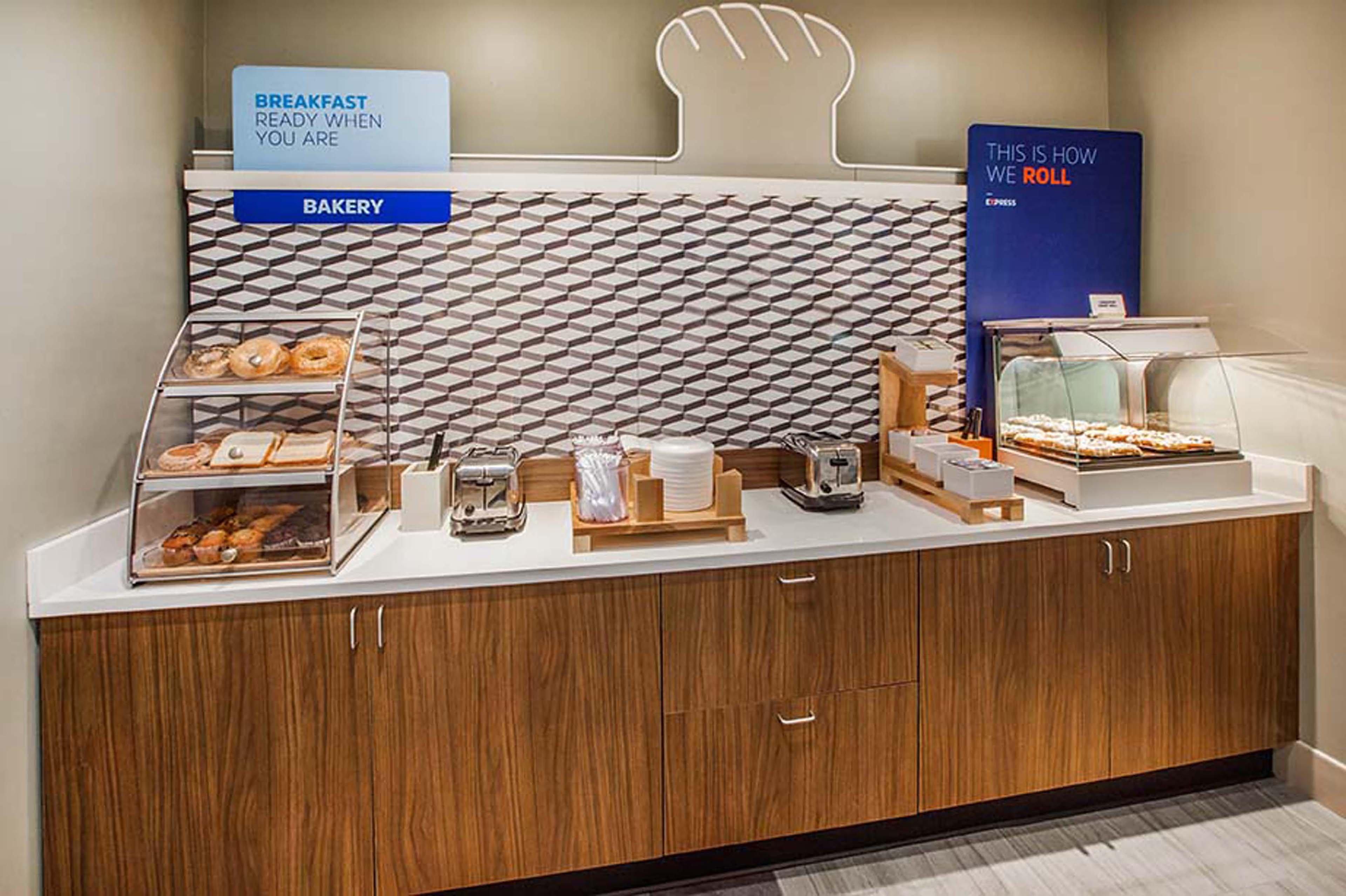 Holiday Inn Express & Suites Tacoma South - Lakewood By Ihg Zewnętrze zdjęcie