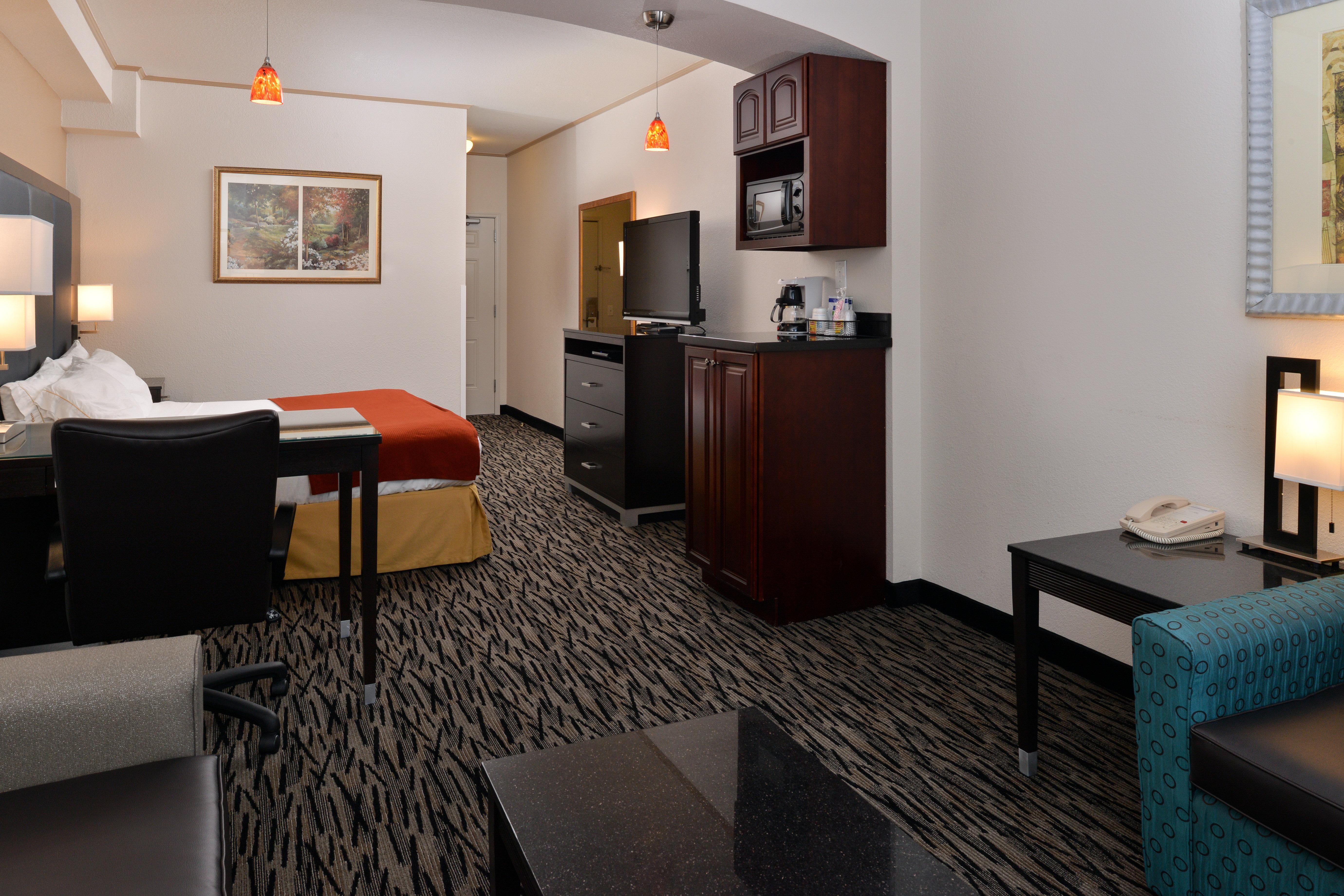 Holiday Inn Express & Suites Tacoma South - Lakewood By Ihg Zewnętrze zdjęcie