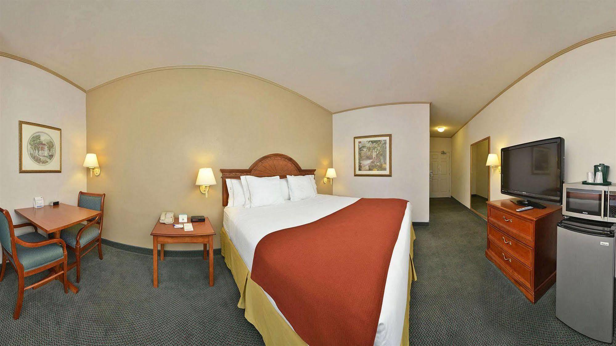 Holiday Inn Express & Suites Tacoma South - Lakewood By Ihg Zewnętrze zdjęcie